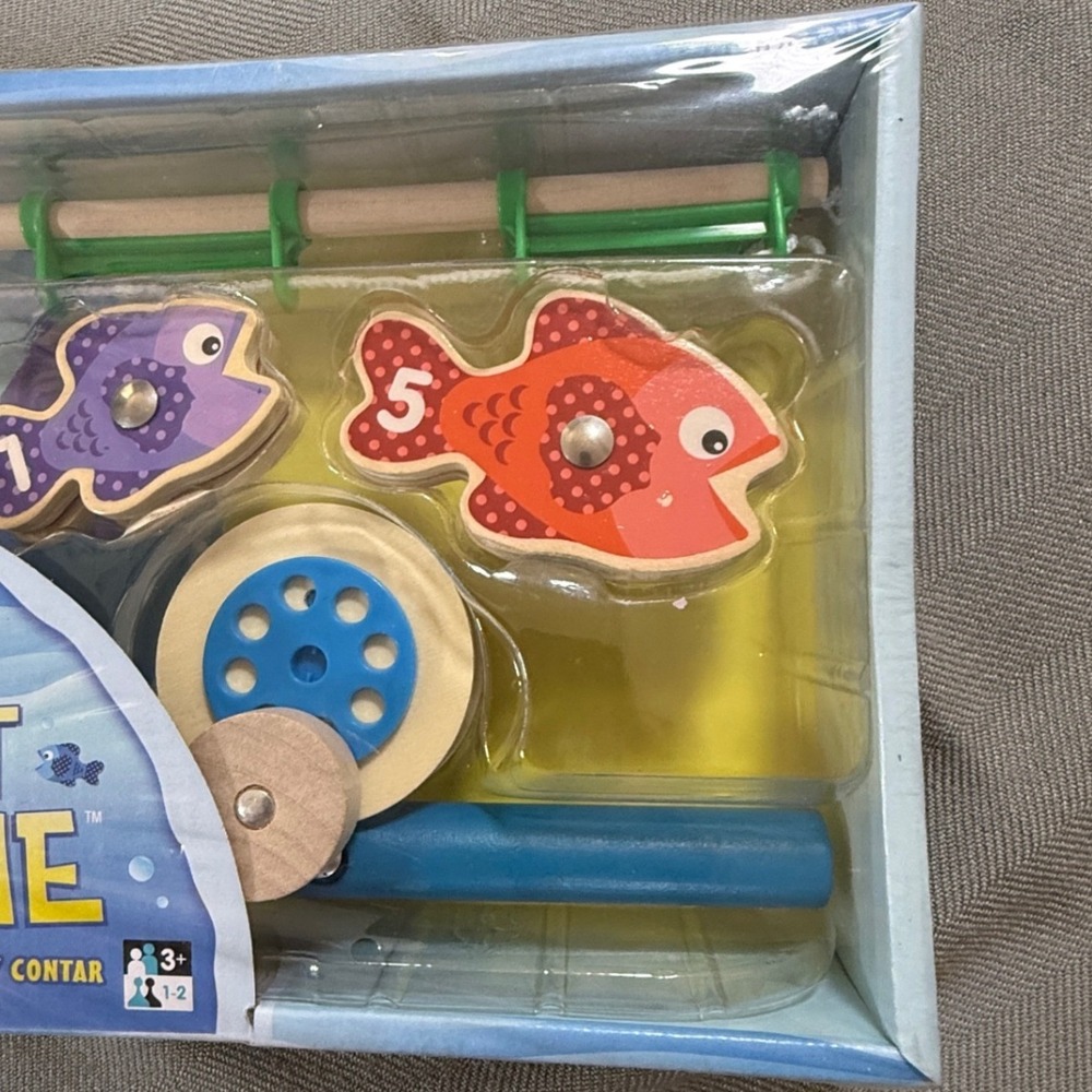 Melissa & Doug Catch & Count Wooden Fishing Game Magnetic Toddler Toy 5149 NEW - Picture 6 of 8